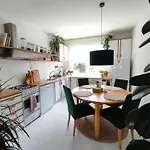 アパート Urokliwy Azyl W Miescie: Komfort I Spokoj, Projektor I Hi-fi, 6 Minut Kolejka Do Centrum.