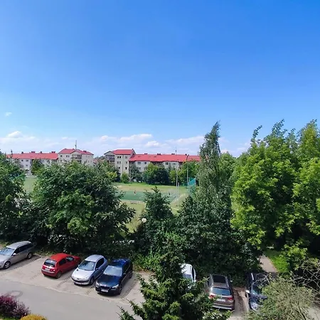Urokliwy Azyl W Miescie: Komfort I Spokoj, Projektor I Hi-fi, 6 Minut Kolejka Do Centrum. Apartmán Poznaň